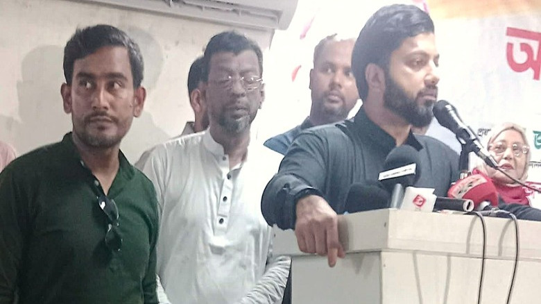 মুক্তিযুদ্ধের ইতিহাস বিকৃত করে ব্যক্তিকেন্দ্রিক করা হয়েছিল: ইশরাক হোসেন...